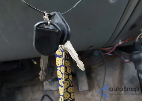 2004 Ford F-250 Xl/Xlt из США, поврежденный, VIN 1FTNF21L14EB00772